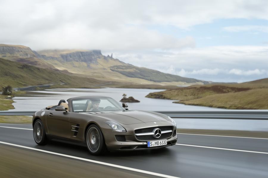  Mercedes-Benz SLS AMG Roadster 2011 года  (фото 77 из 183)